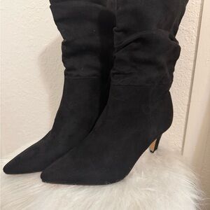 Elegant Black Suede Women's Boots